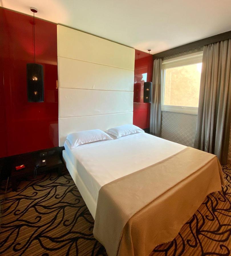 Iris Hotel Ербуско Екстер'єр фото
