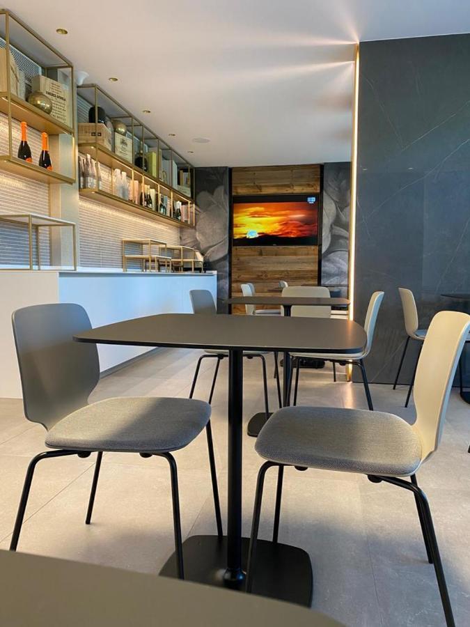 Iris Hotel Ербуско Екстер'єр фото